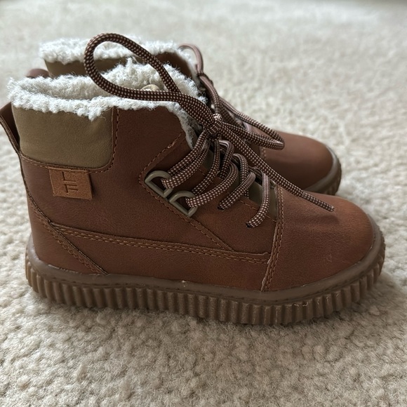 London Fog Lace-Up Boots (Toddler Boy Size 8) - Picture 1 of 5